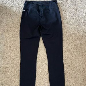 Fabletics Trinity High-Waisted Pocket Legging